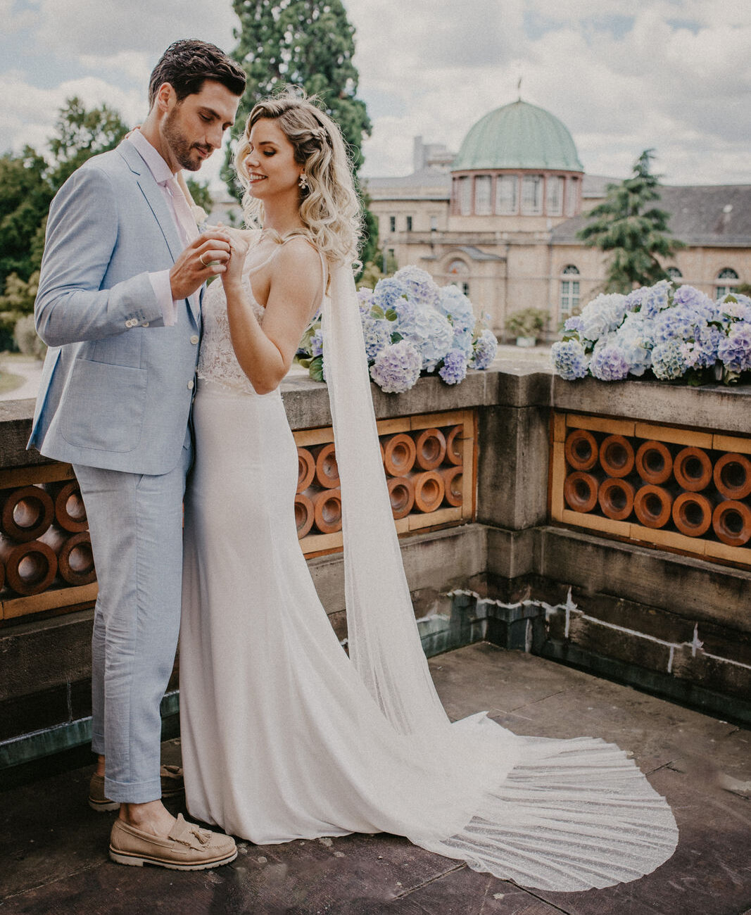 Seerosen Hochzeit Heiraten im Stil eines Kunstwerks